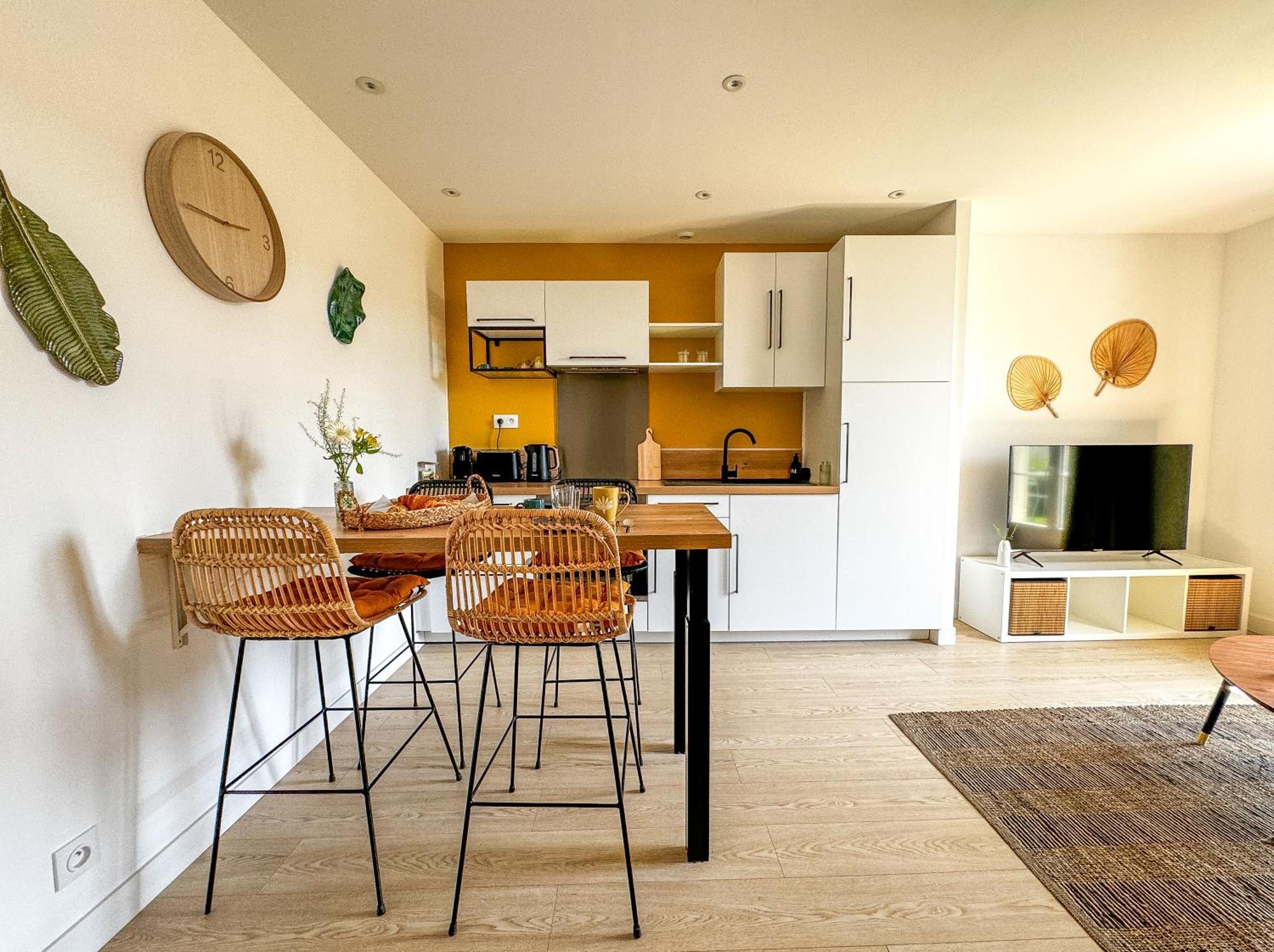Cozy Niort Apartment Exterior photo