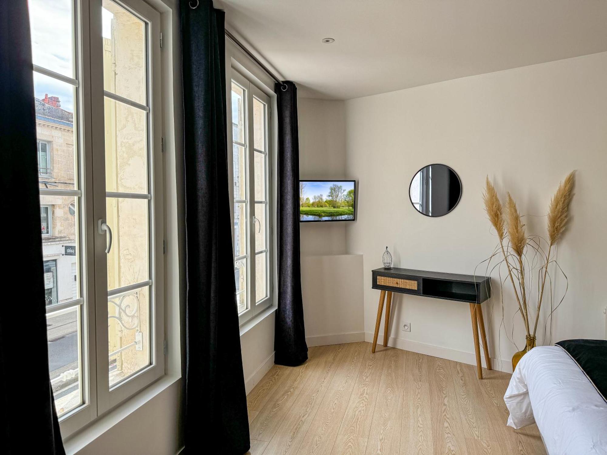 Cozy Niort Apartment Exterior photo
