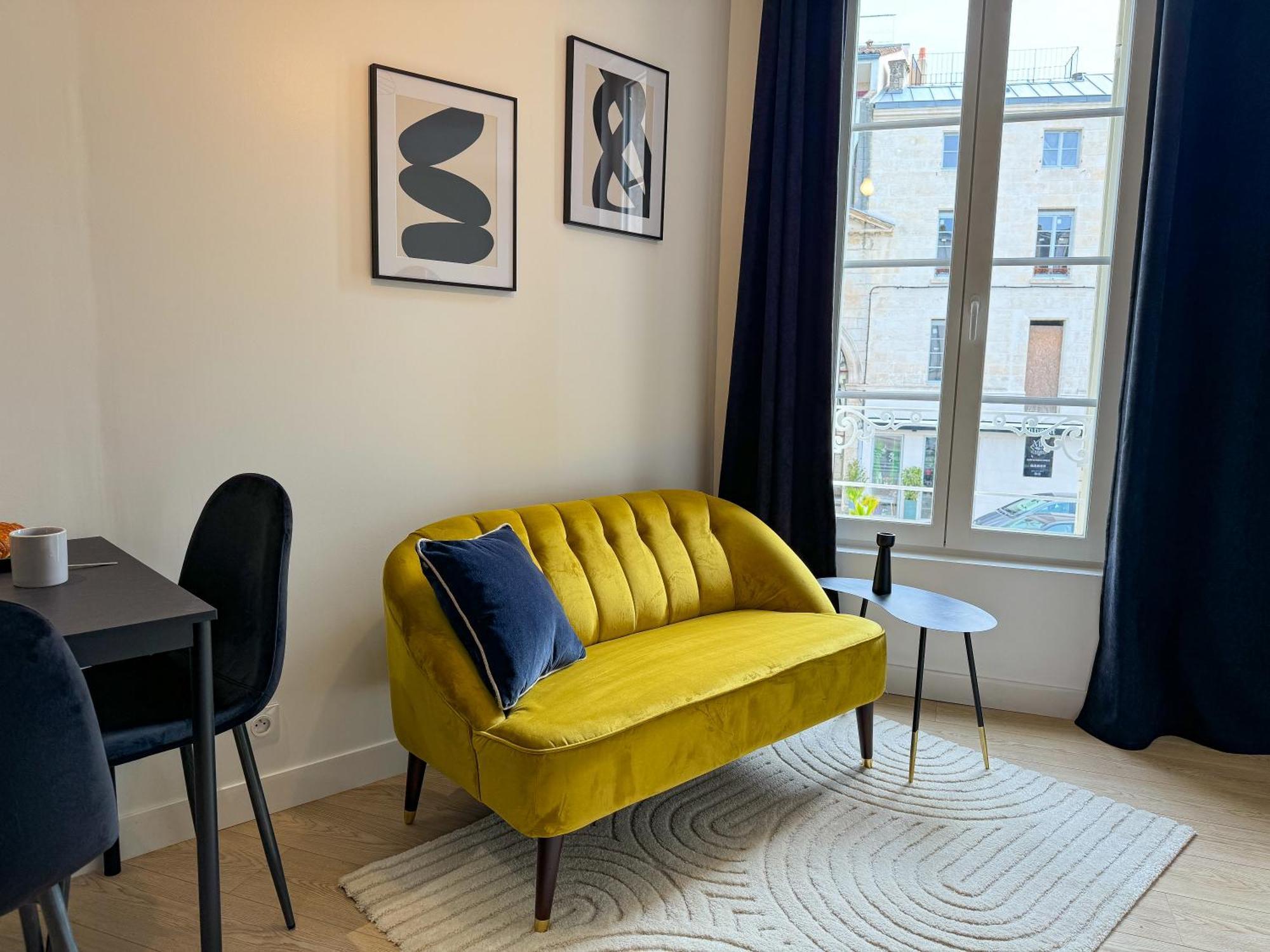 Cozy Niort Apartment Exterior photo
