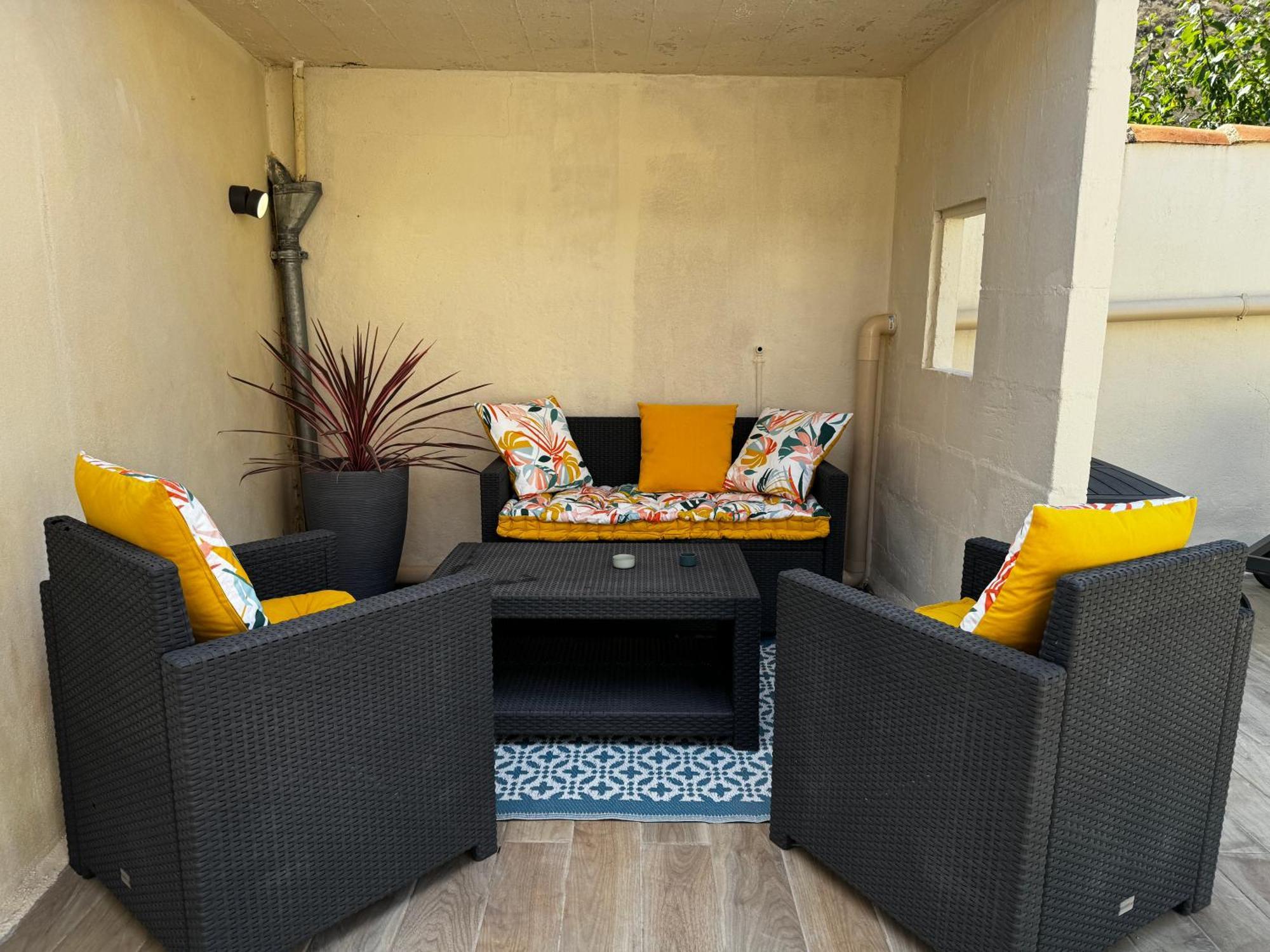 Cozy Niort Apartment Exterior photo