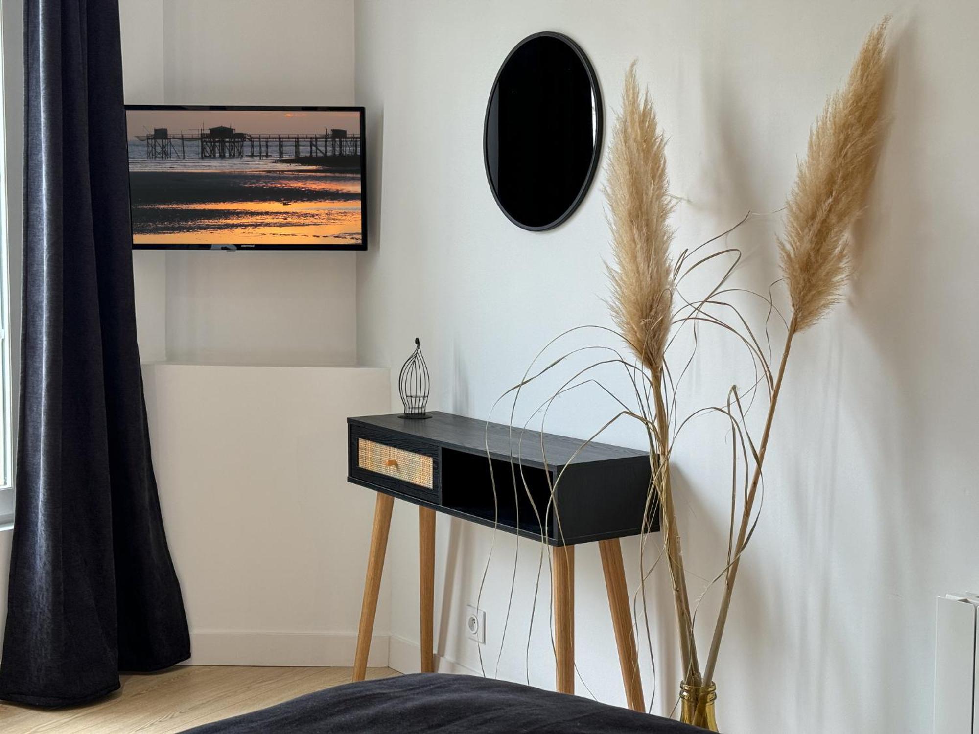 Cozy Niort Apartment Exterior photo