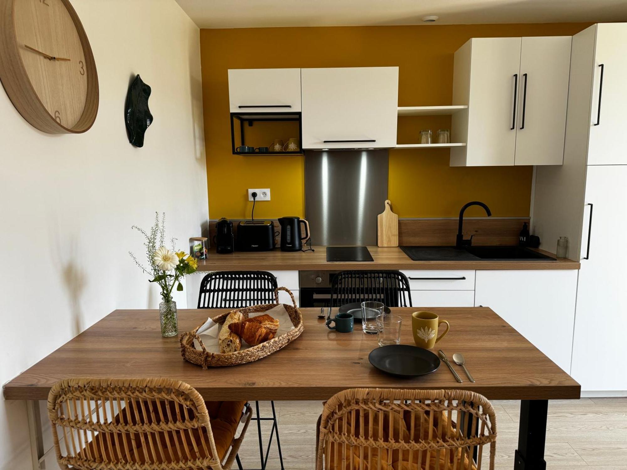 Cozy Niort Apartment Exterior photo